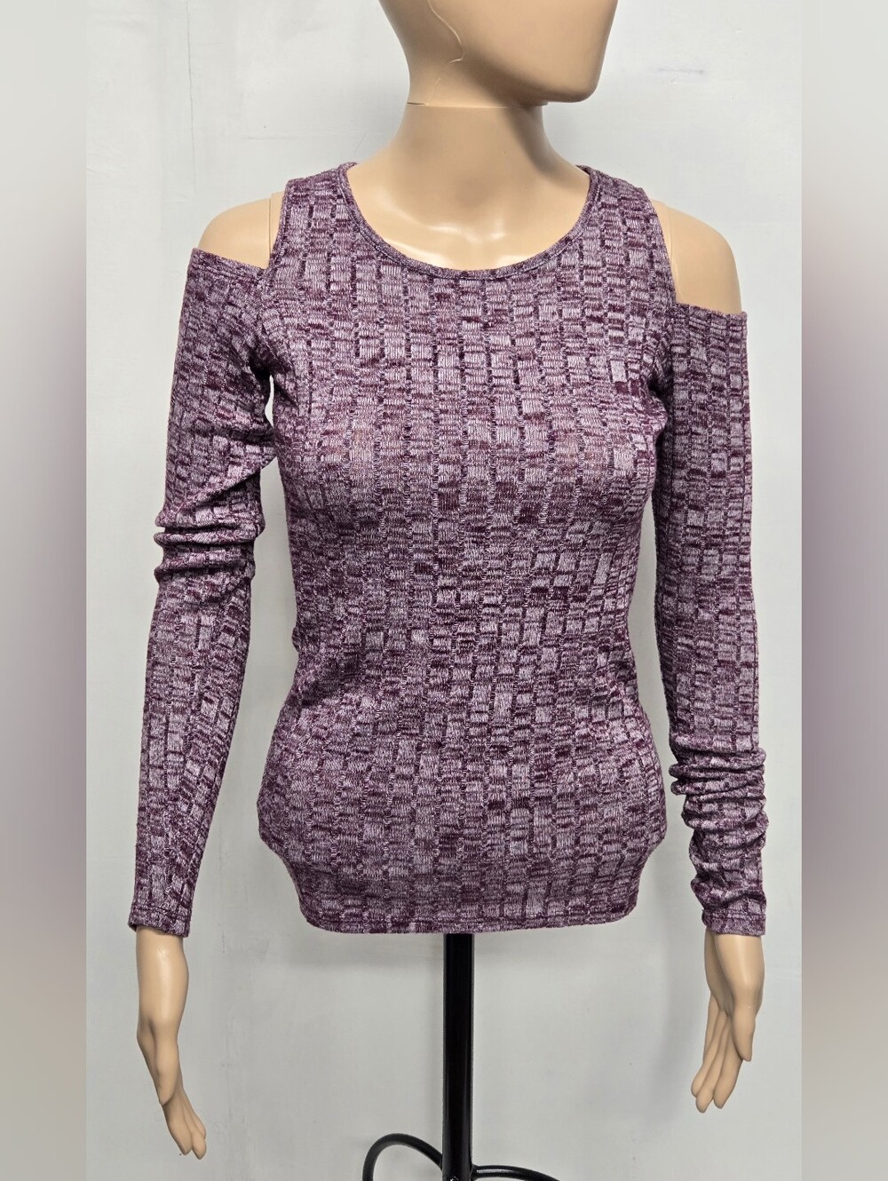 Hollister S Cold Shoulder Sweater Top Ribbed Vertical Knit Purple White
